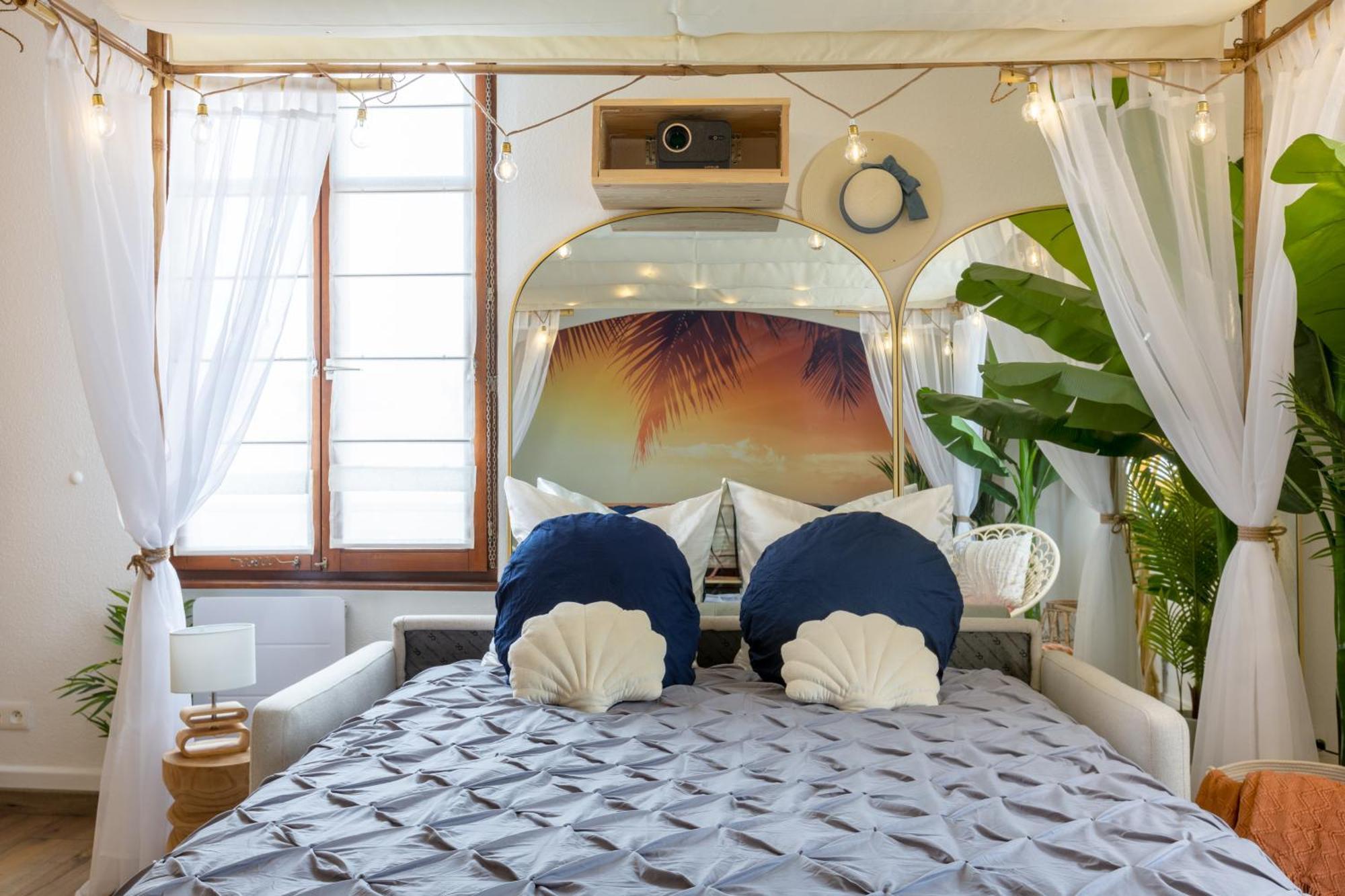 Lit Rond Tres Grand Et Confortable - Garage Possible Ou Parking Gratuit Rue - Gare 2 Min Et Ville 4 Min En Tram - Ciel Etoile - Netflix Videoprojecteur - Luxe Et Evasion Strasbourg Exterior photo